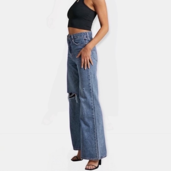 Levi’s High Loose Flare Jeans - Picture 3 of 6